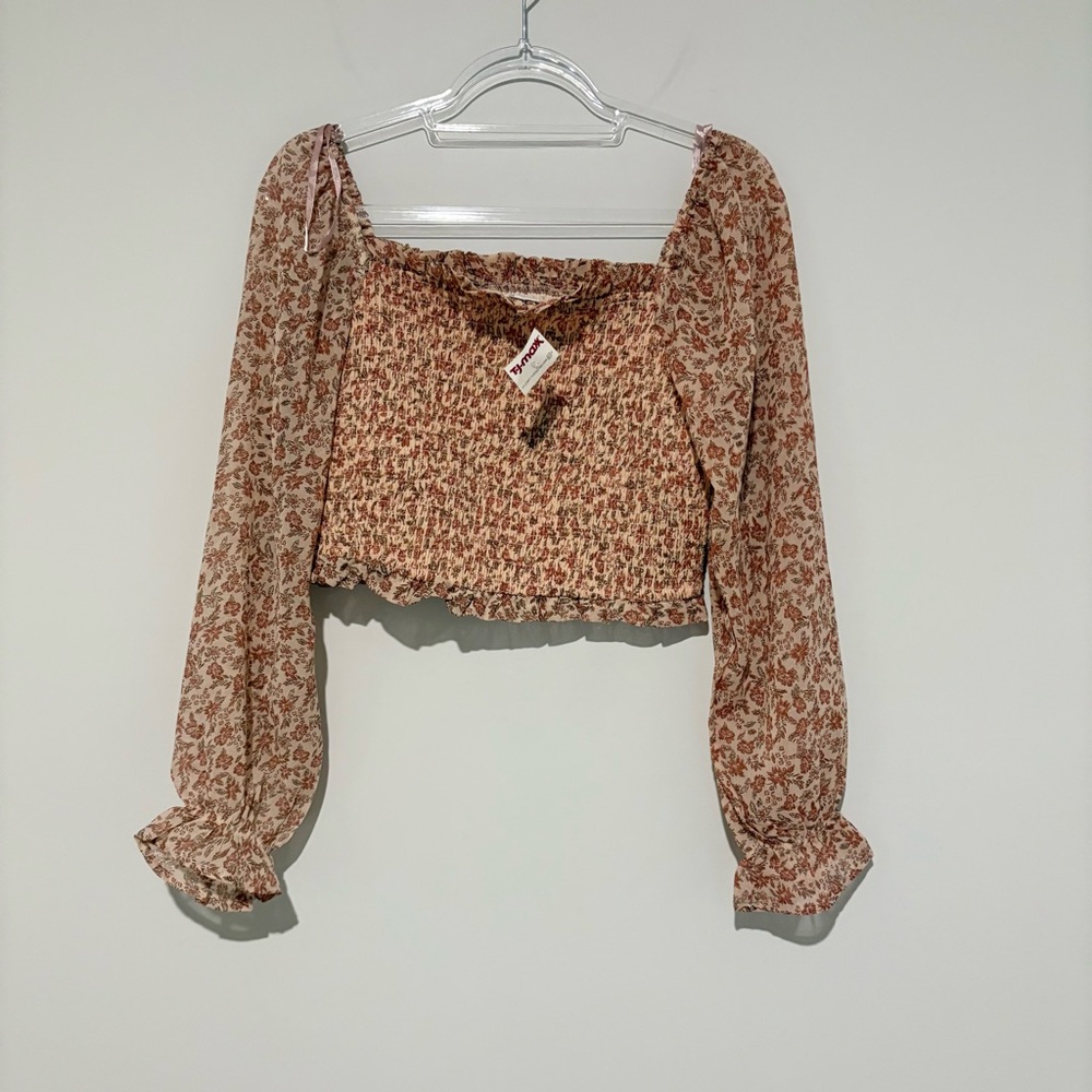 Japna smocked floral long sleeve crop top peach pink size large
